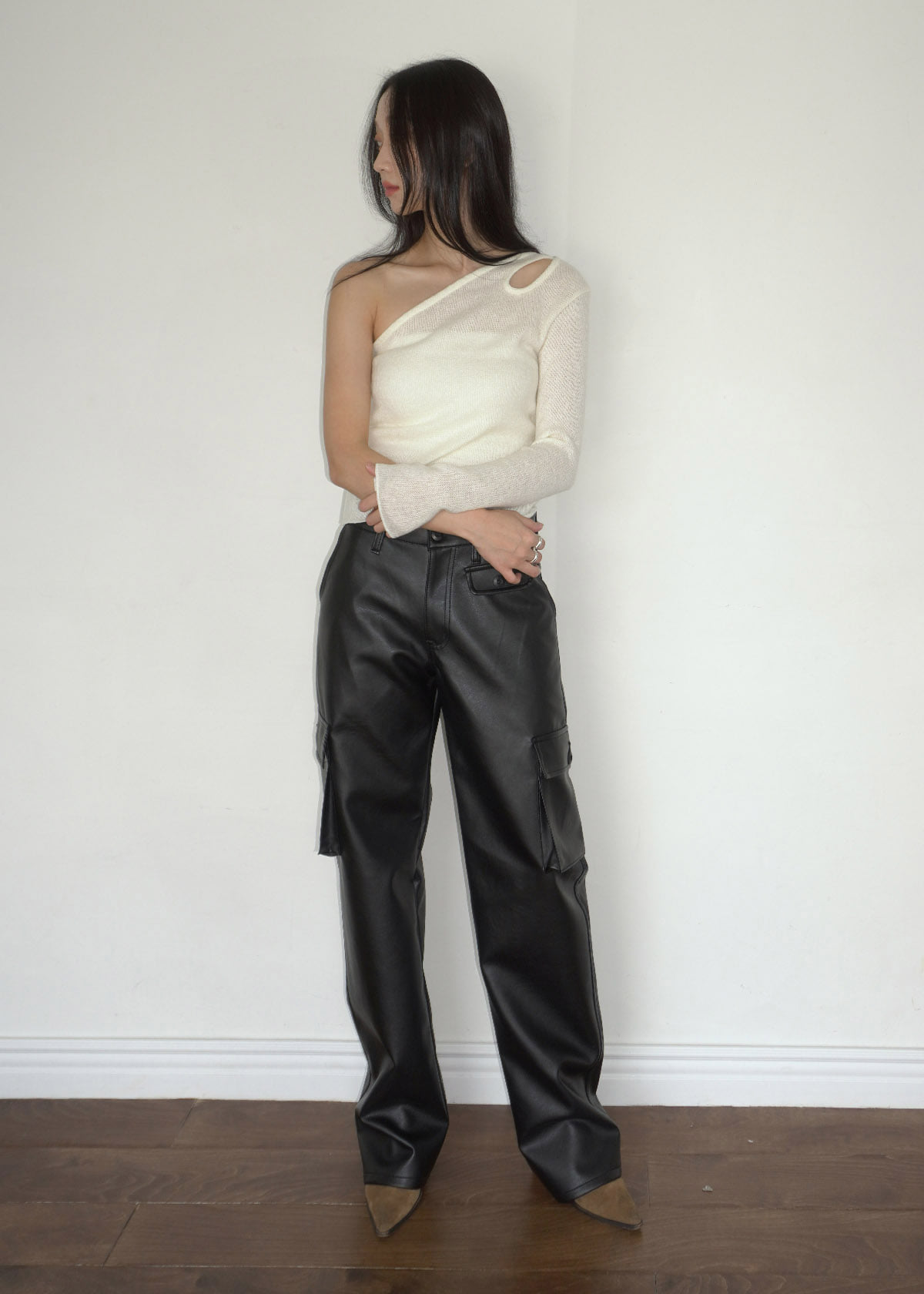 Multi Pocket Leather Wide Pants (2C)